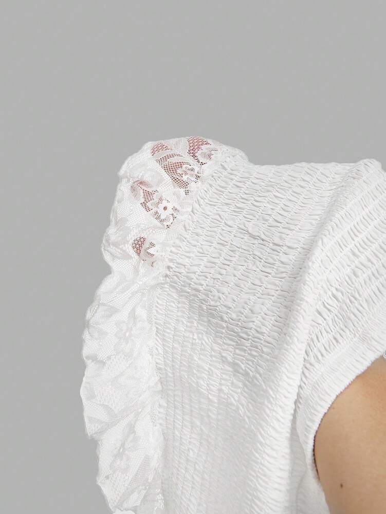 Plus Size Elegant White Lace Waist Camisole – Romantic, Sexy with Bow Detail, Gathered & Nipped Waist, Cute Summer Top for Women