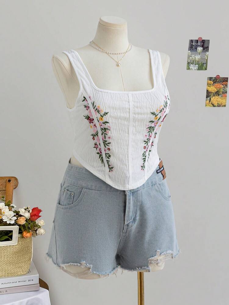 Plus Size White Lace Floral Embroidered Stretchy Camisole for Women – Romantic Spring, Vacation & Valentine’s Day Top