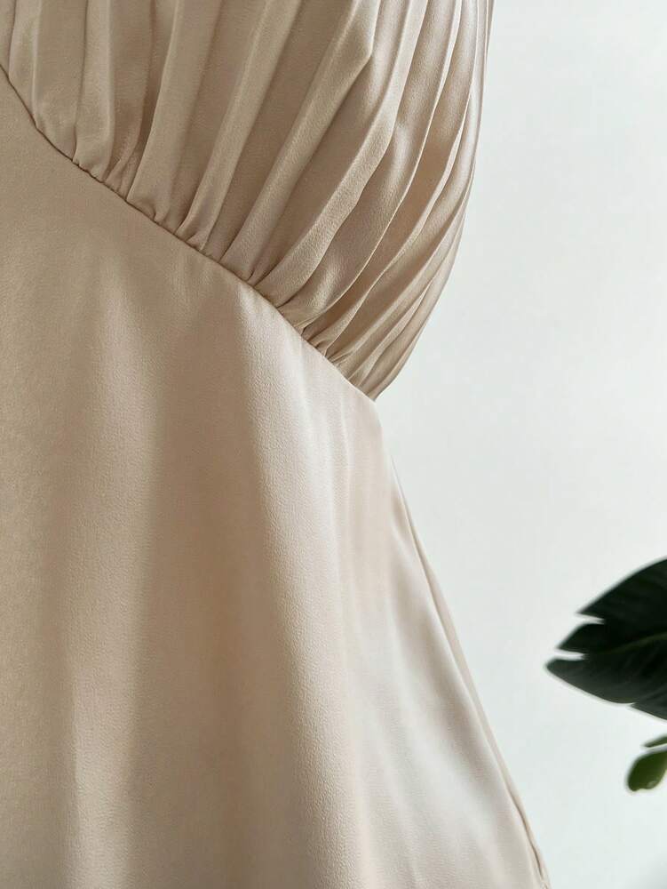 Elegant Fitted Satin Backless Pleated Deep V Neck Cami Vest for Women – European & American Style